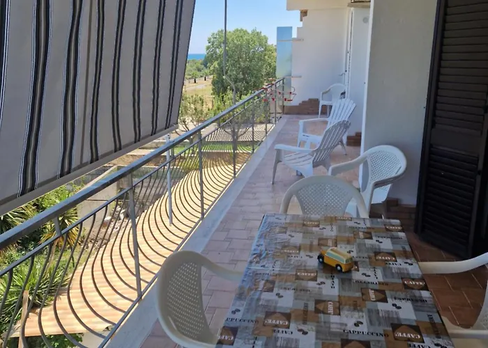 Nina's House 4 A 300 Mt Dal Mare דירה *